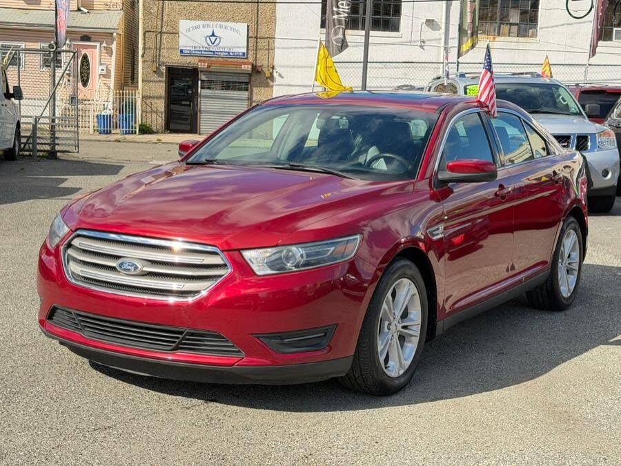 2014 FORD Taurus