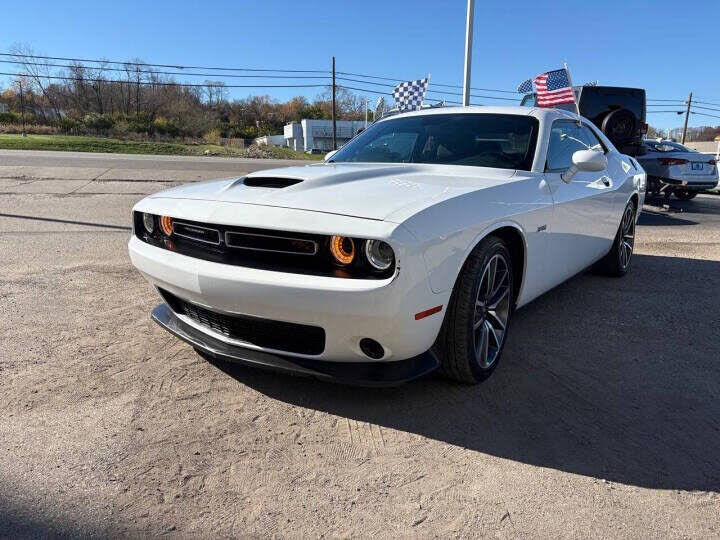 2023 DODGE Challenger