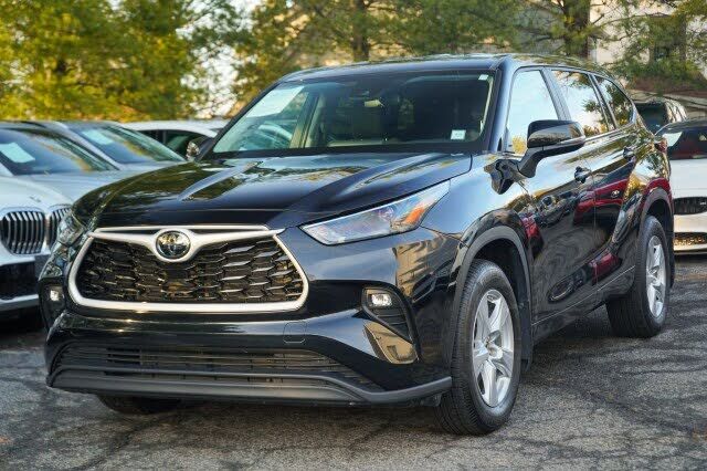 2024 TOYOTA Highlander