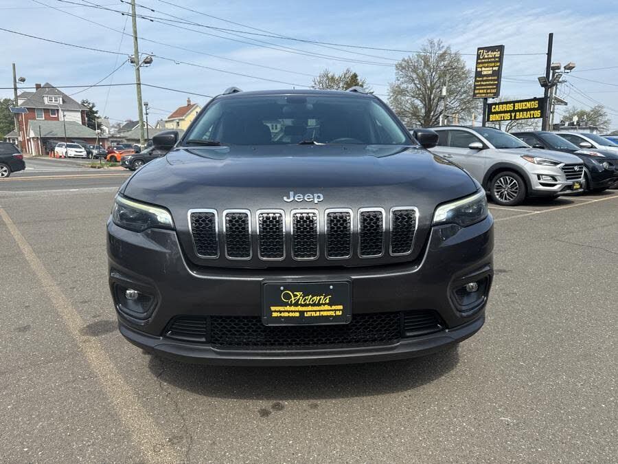 2020 JEEP Cherokee