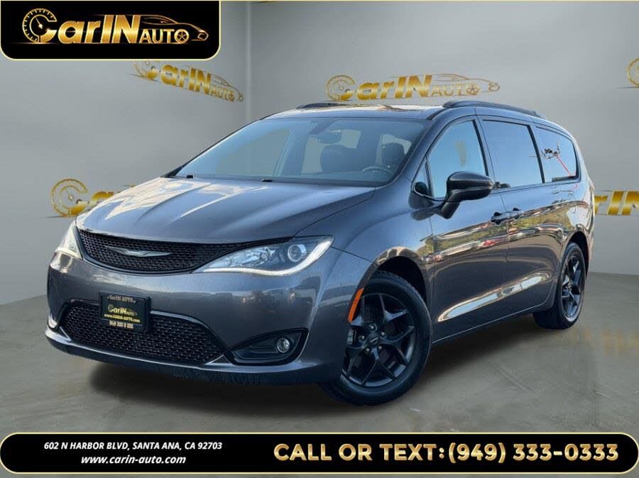 2019 CHRYSLER Pacifica