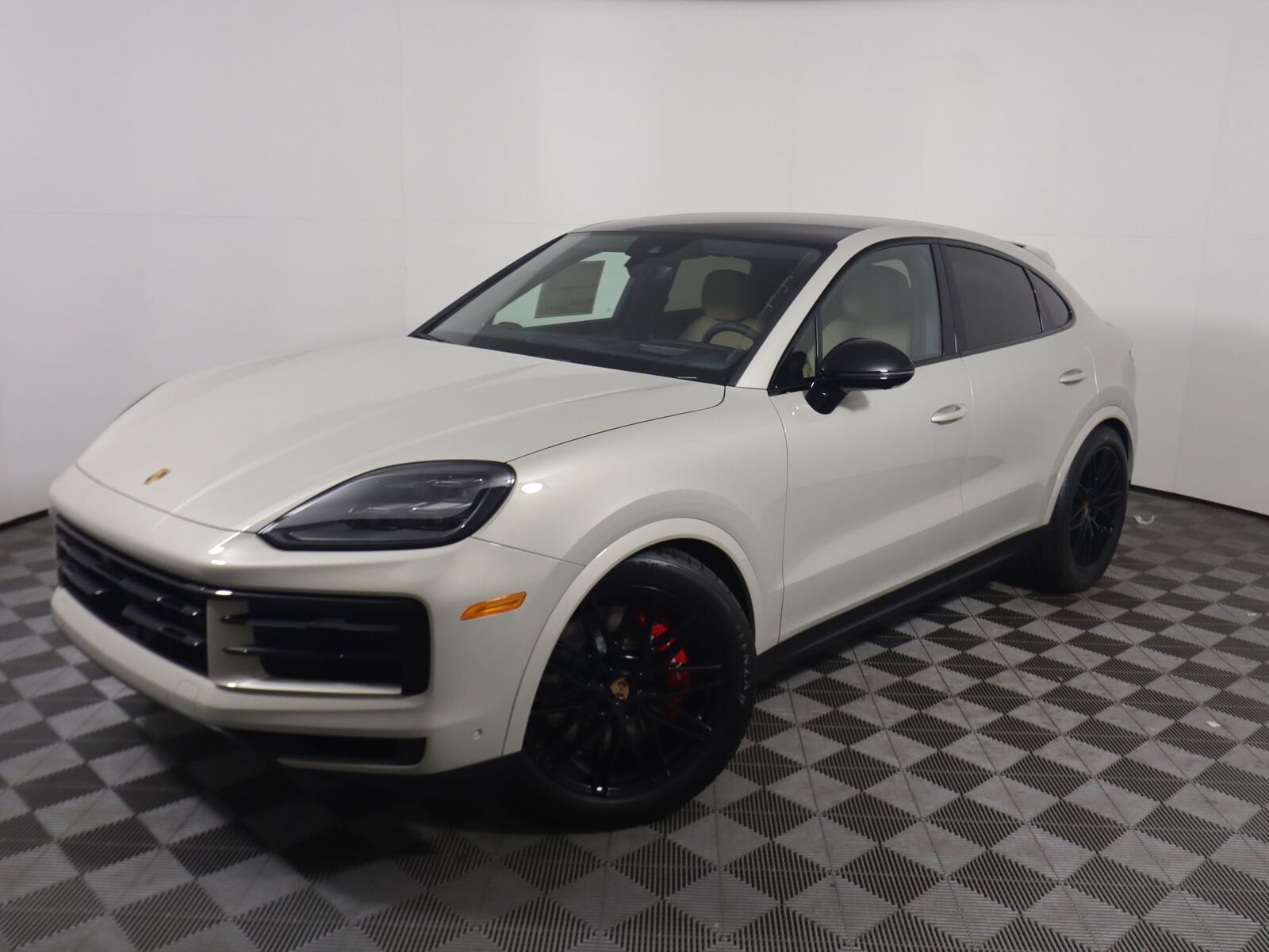 2026 PORSCHE Cayenne