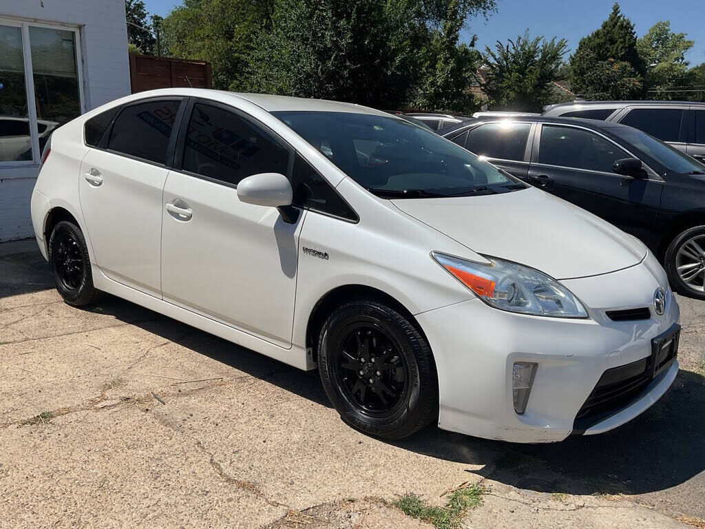 2015 TOYOTA PRIUS