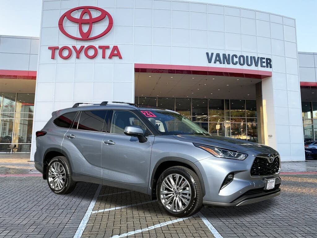 2024 TOYOTA Highlander