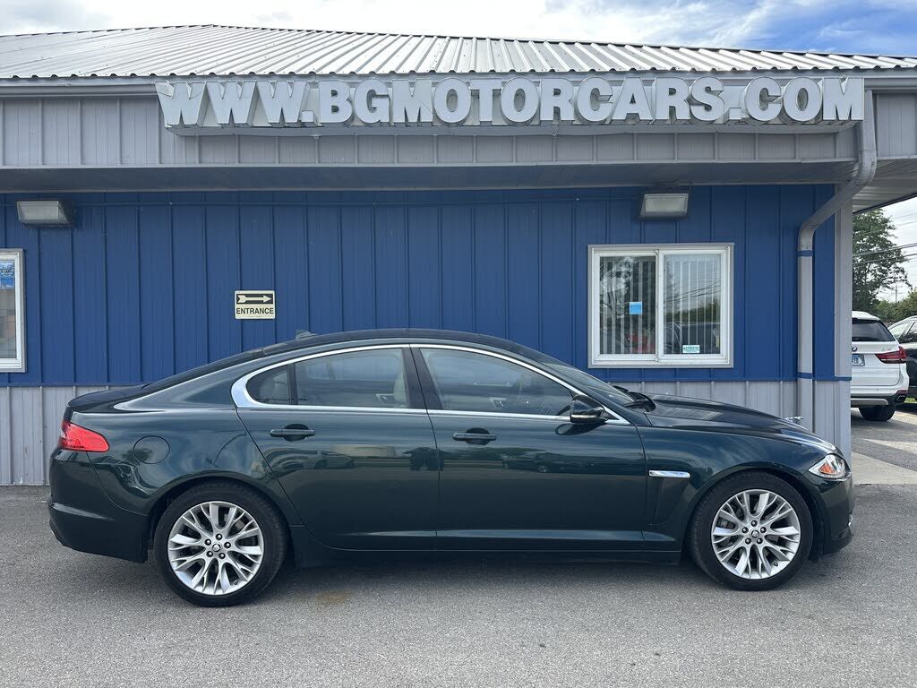 Jaguar XF