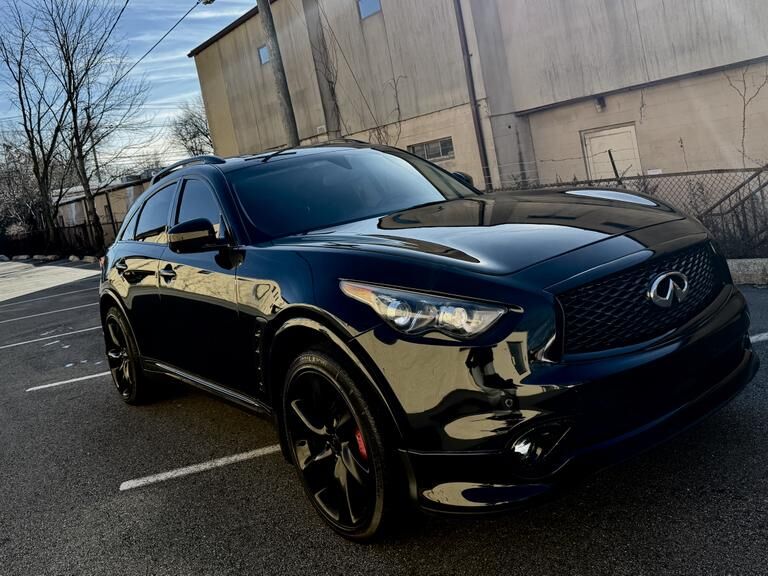 Infiniti FX50