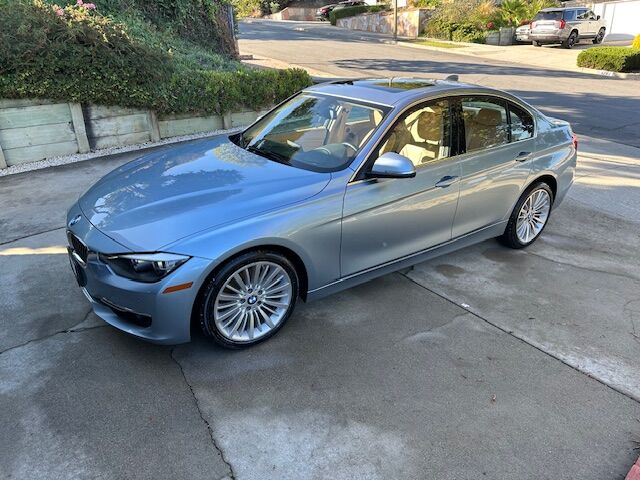 BMW 328i