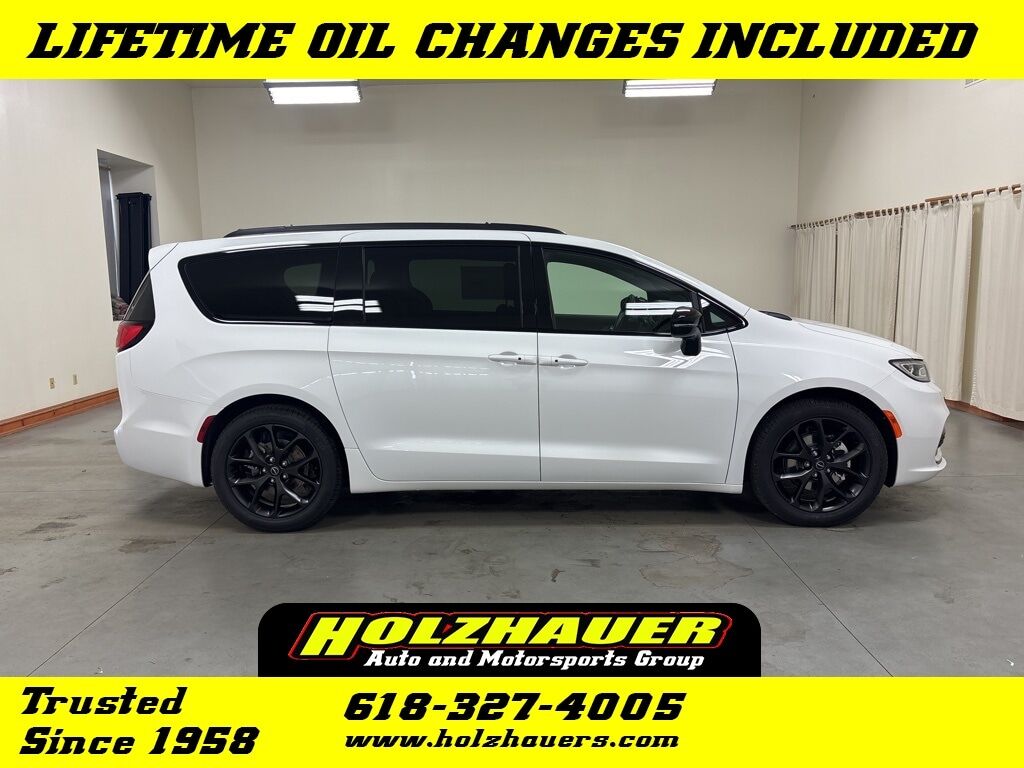 2026 CHRYSLER Pacifica