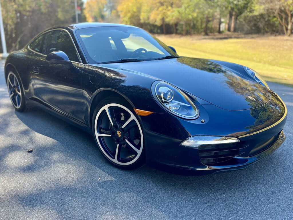 2015 PORSCHE 911