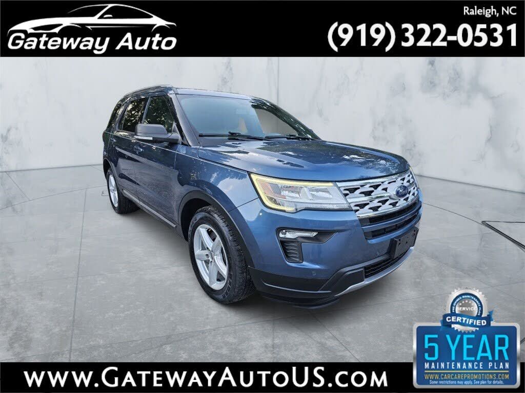2019 FORD Explorer