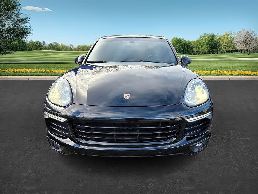 2018 PORSCHE Cayenne