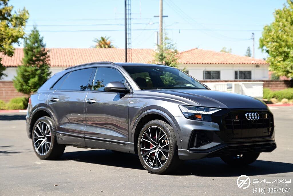 2021 AUDI Q8