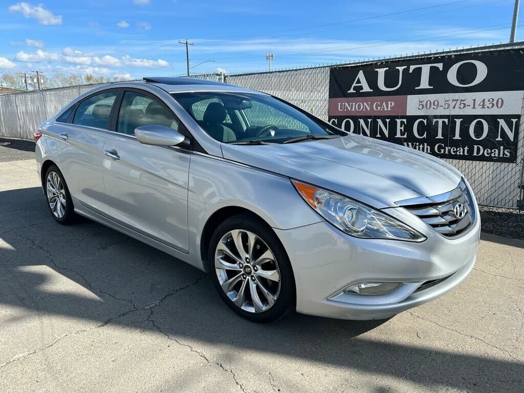 2013 HYUNDAI Sonata