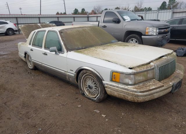 1993 LINCOLN Town Car