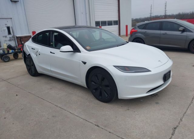 2024 TESLA Model 3