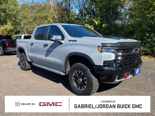 2024 CHEVROLET Silverado