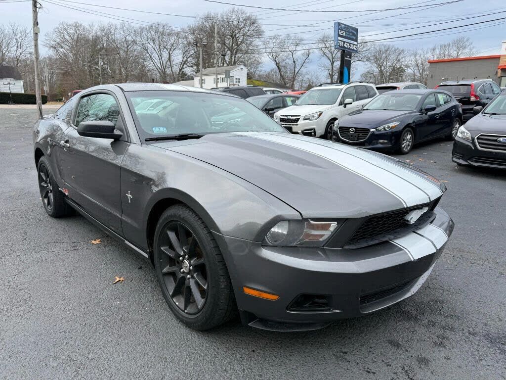 2010 FORD Mustang