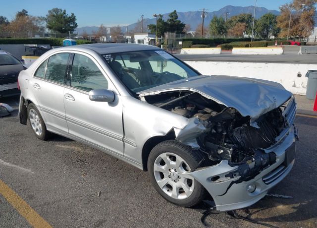 2005 MERCEDES-BENZ C-Class