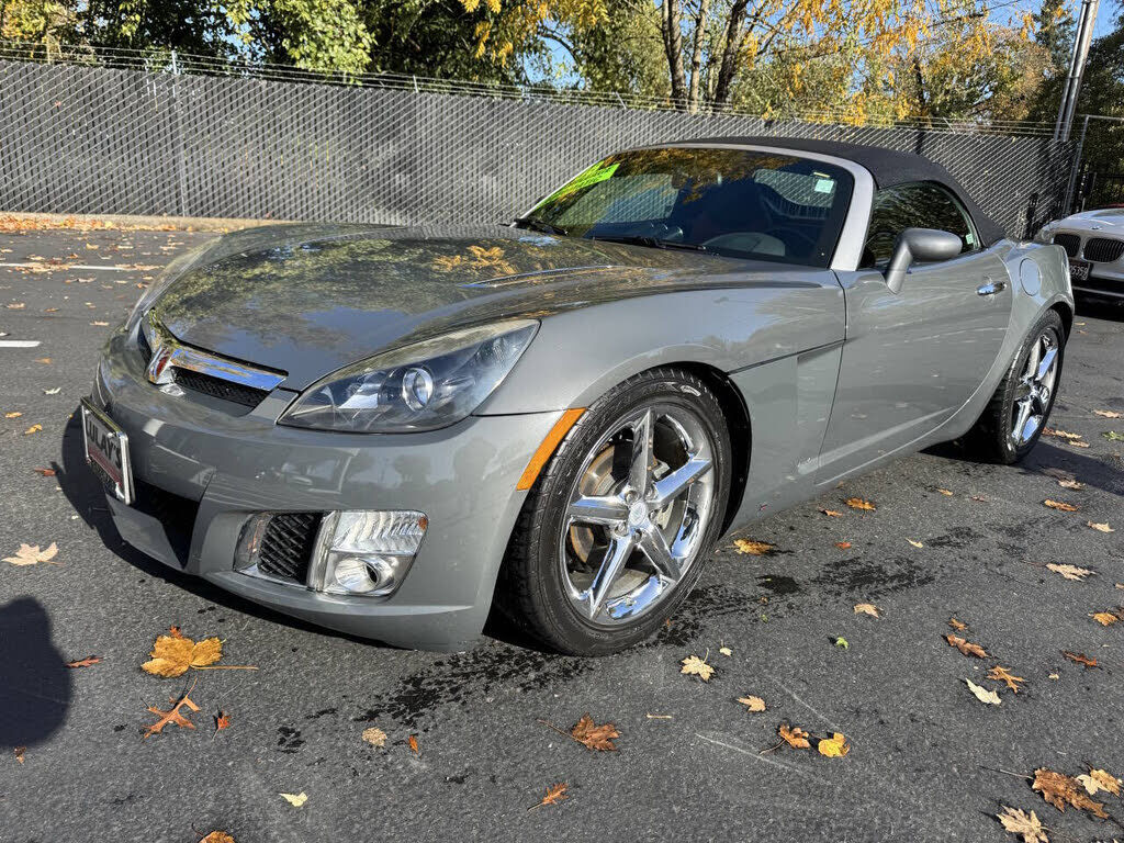 2008 SATURN Sky