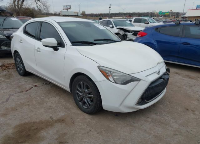 2019 TOYOTA Yaris