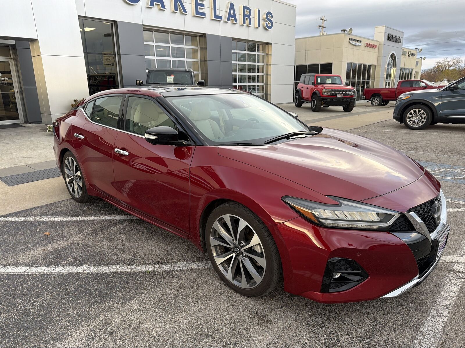2023 NISSAN Maxima