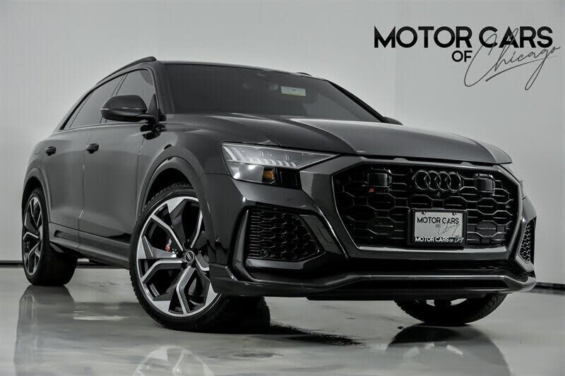 2023 AUDI RS Q8