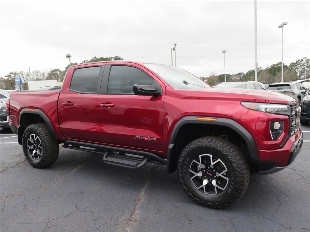 2023 GMC Canyon