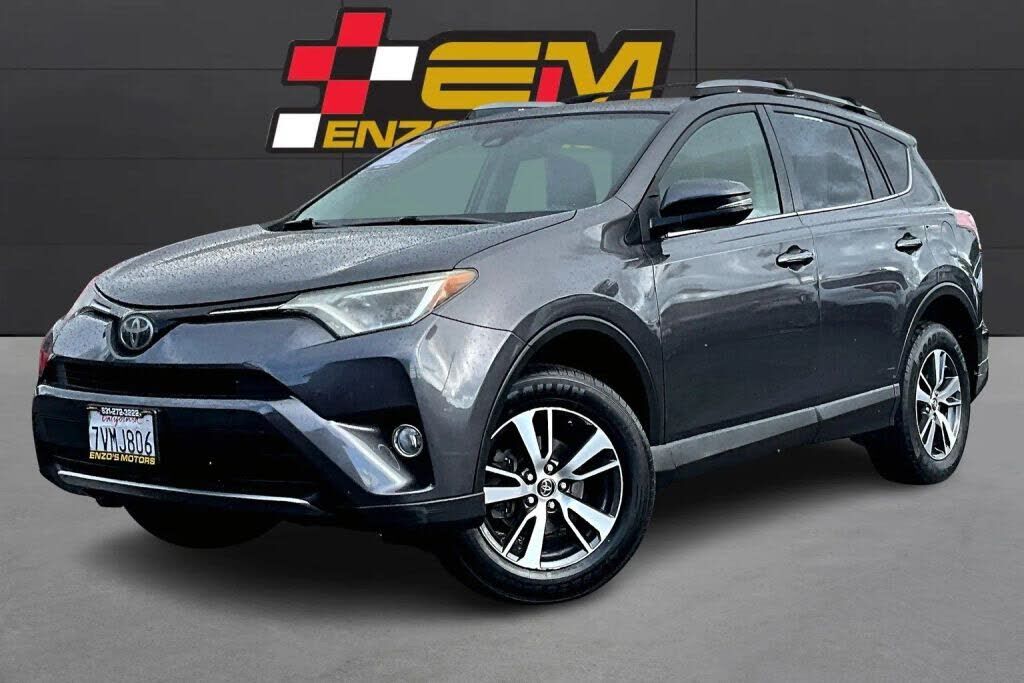 2017 TOYOTA RAV4