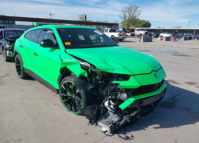 2022 LAMBORGHINI URUS