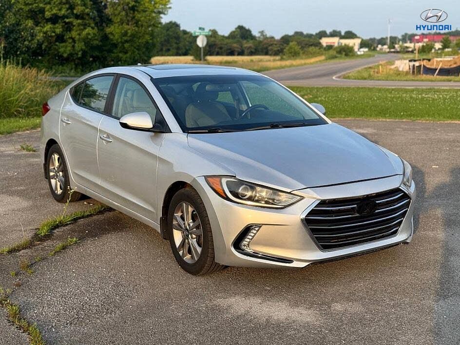 2018 HYUNDAI Elantra