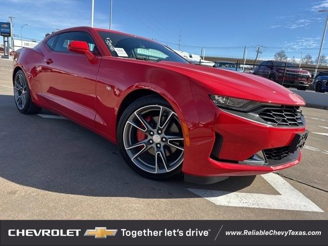 2023 CHEVROLET Camaro