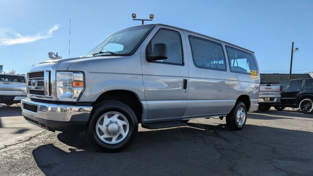Ford E-350