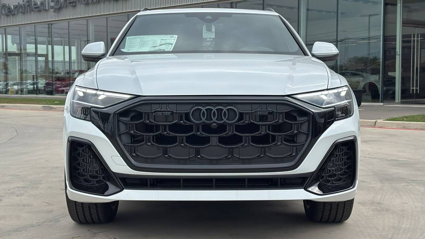 2026 Audi Q8