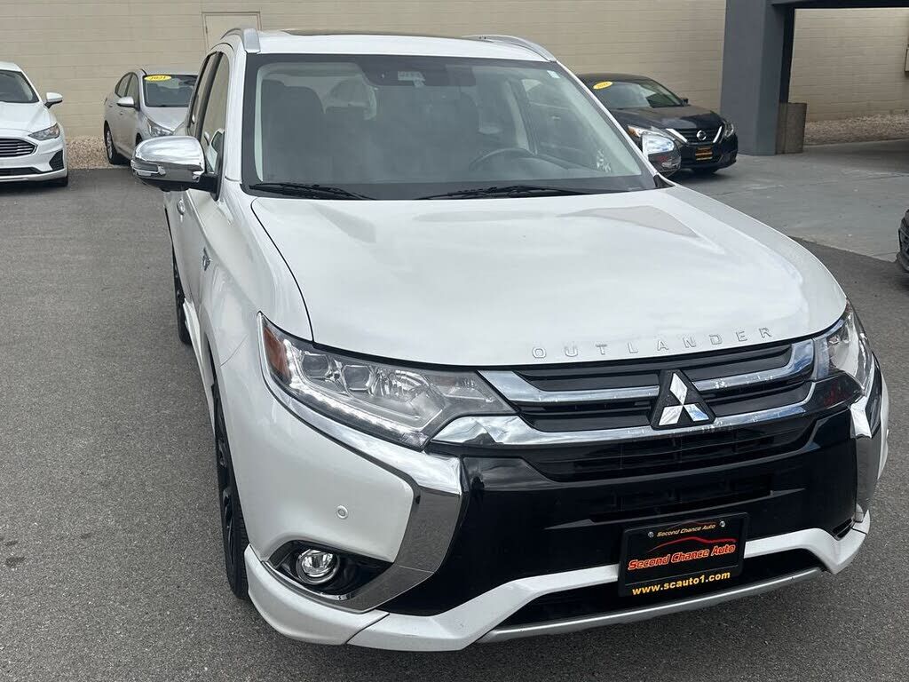 2018 MITSUBISHI Outlander