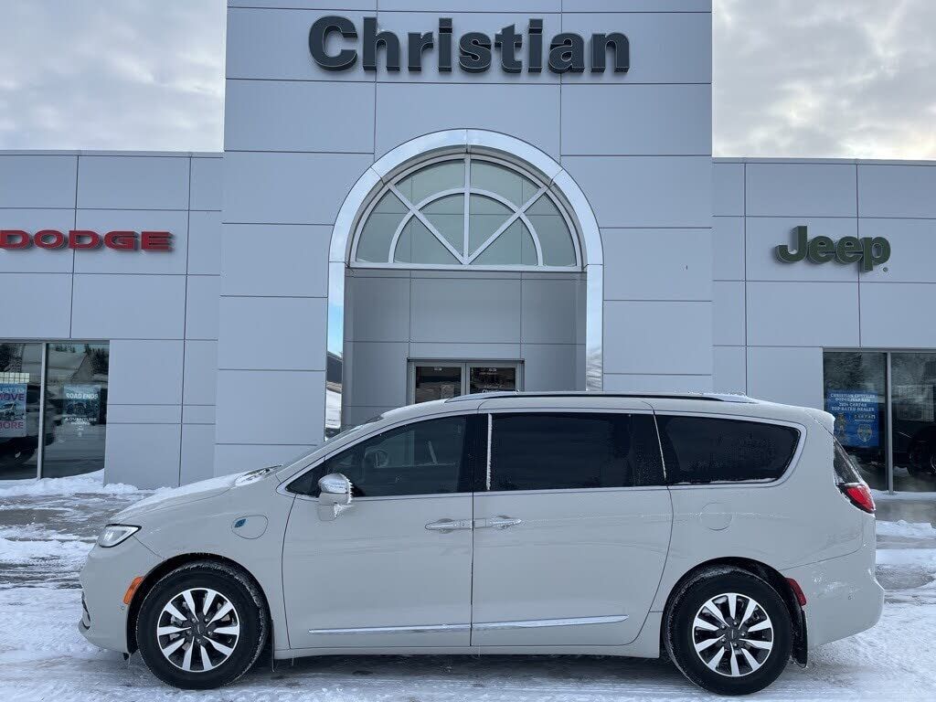 2021 CHRYSLER Pacifica