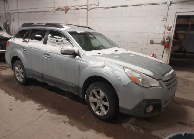 2013 SUBARU Outback