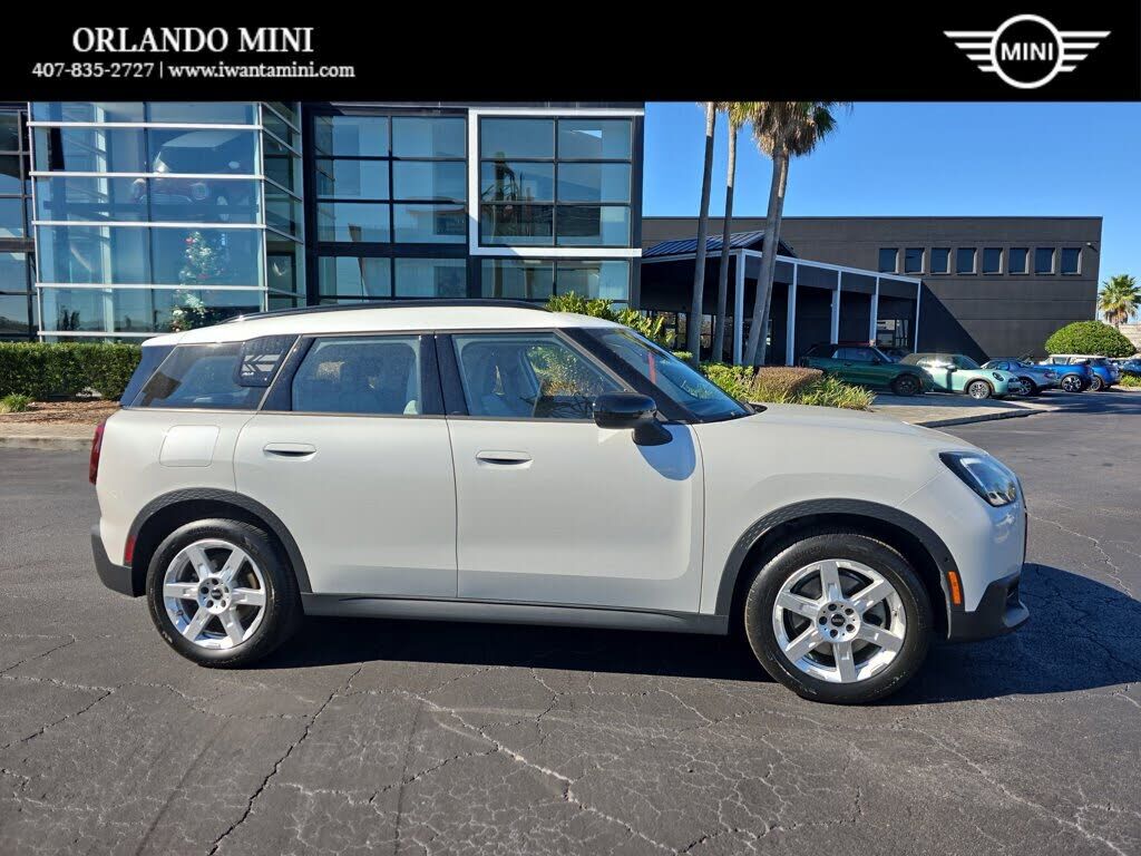 2025 MINI Countryman