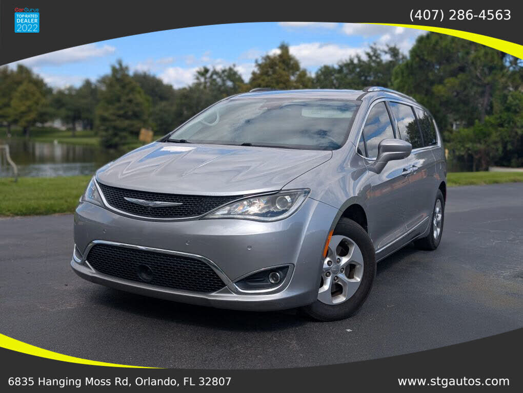 2017 CHRYSLER Pacifica