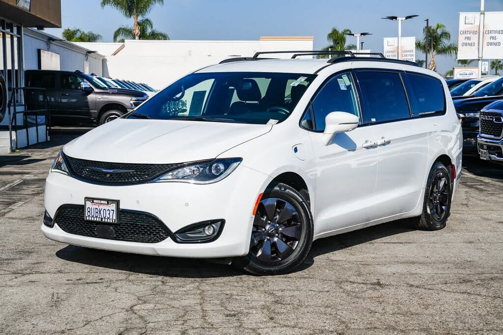 2020 CHRYSLER Pacifica