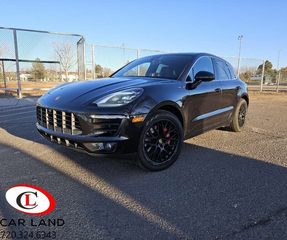 2017 PORSCHE Macan