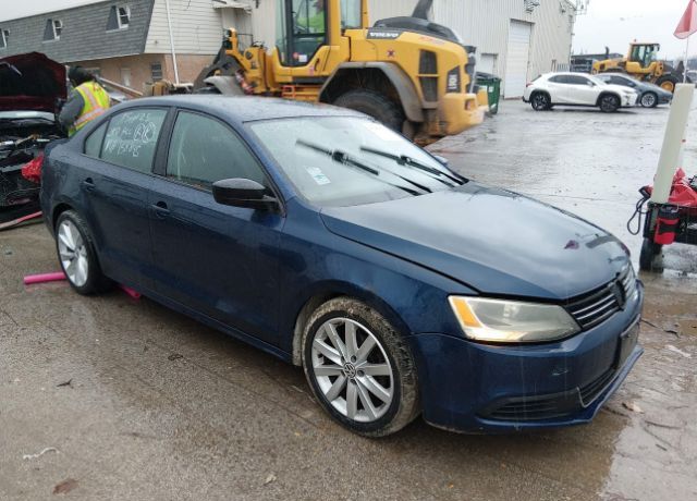 2011 VOLKSWAGEN Jetta