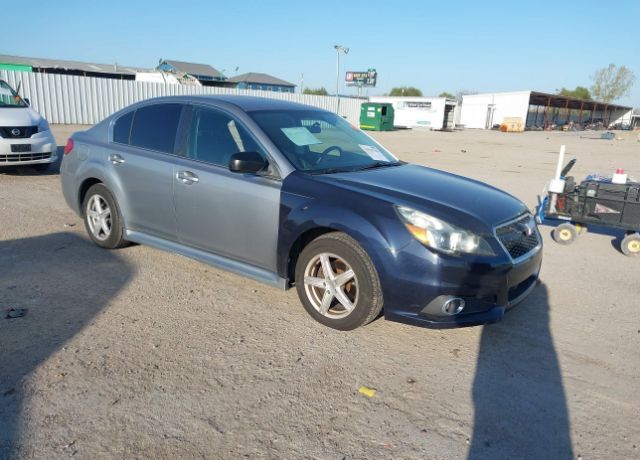 2011 SUBARU Legacy