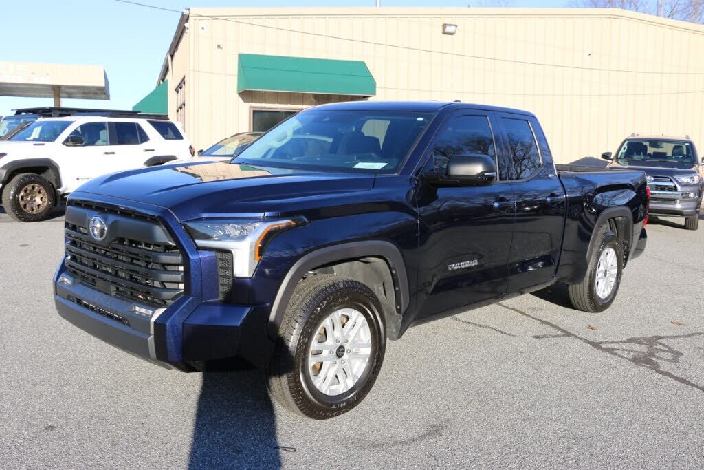 2024 TOYOTA Tundra