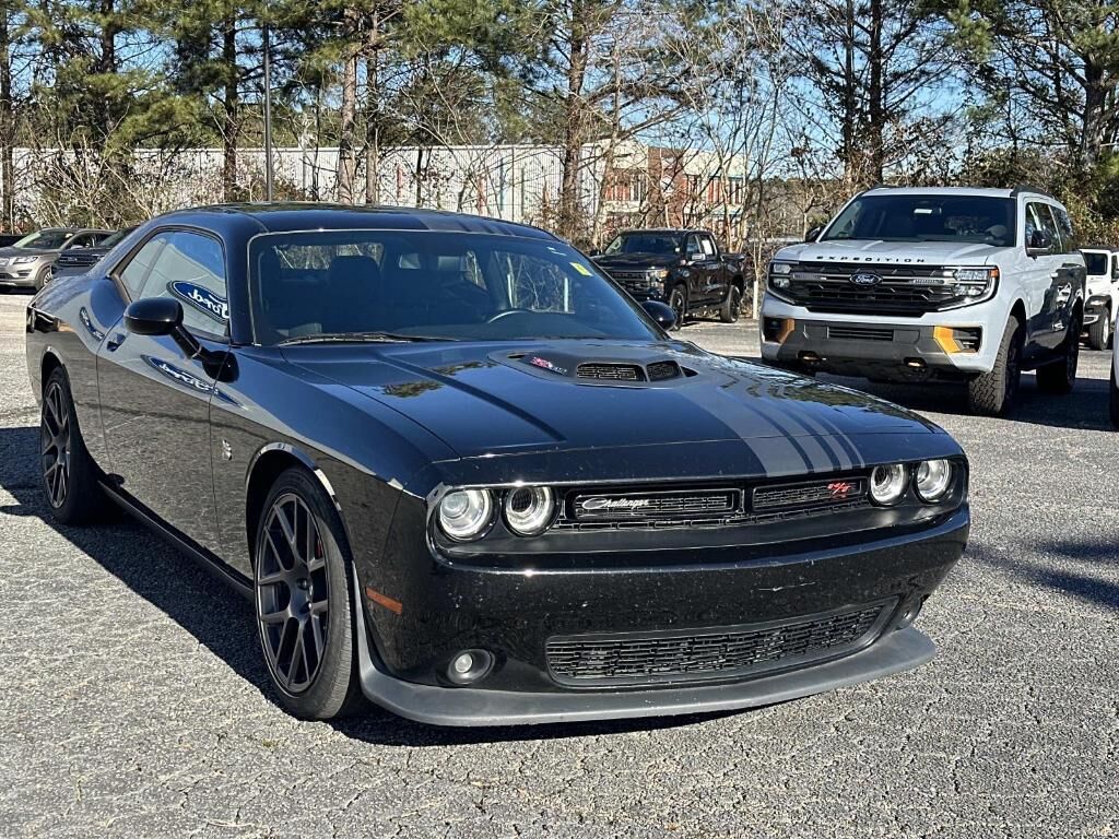 2019 DODGE Challenger