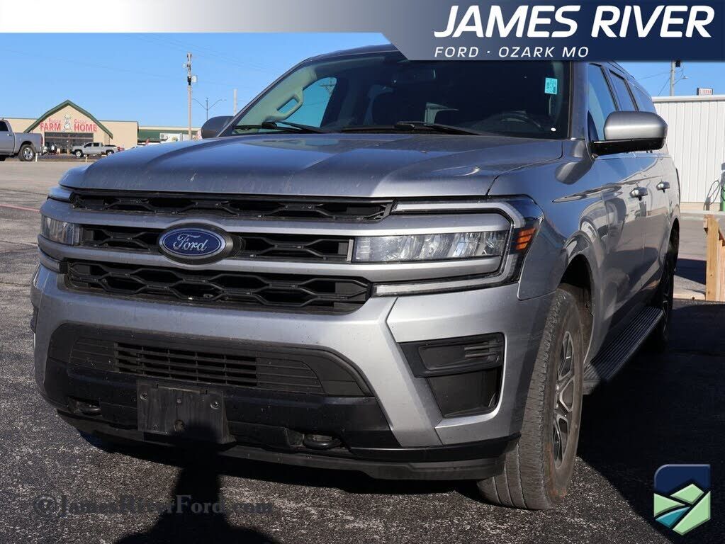 2022 FORD Expedition