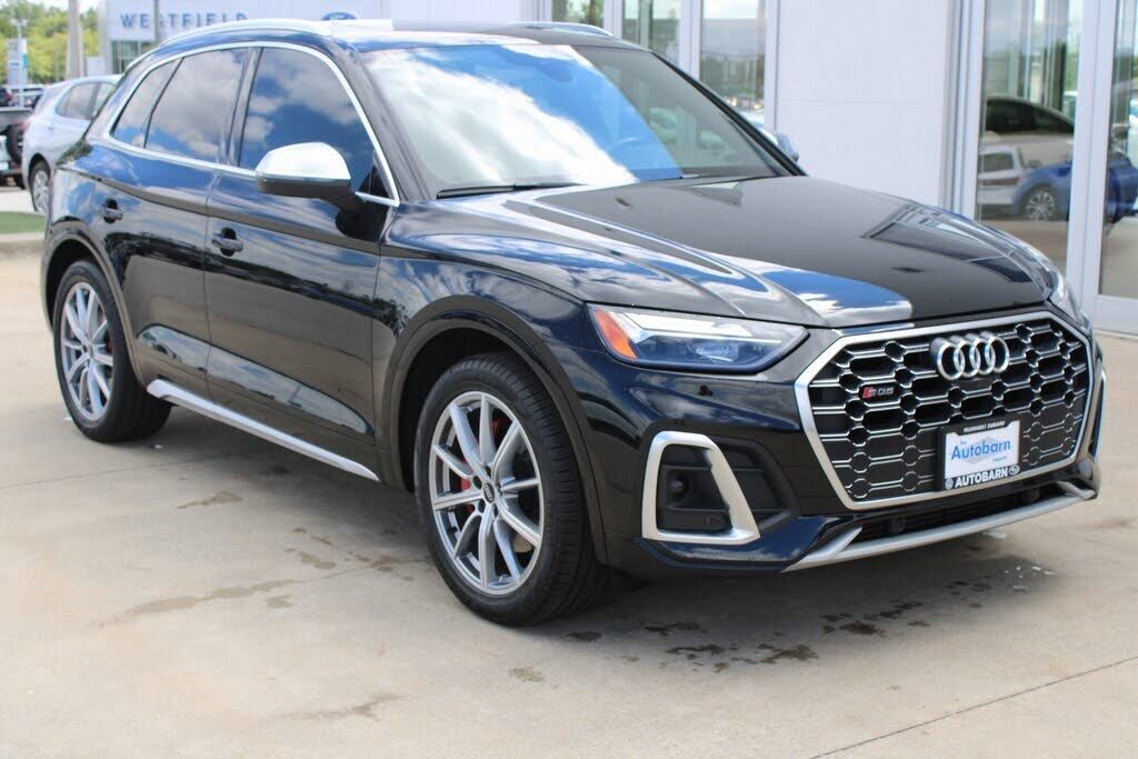 2022 AUDI SQ5