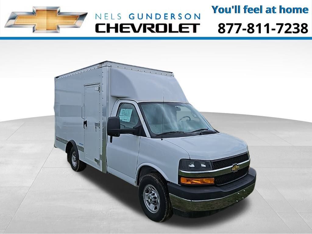 2023 CHEVROLET Express