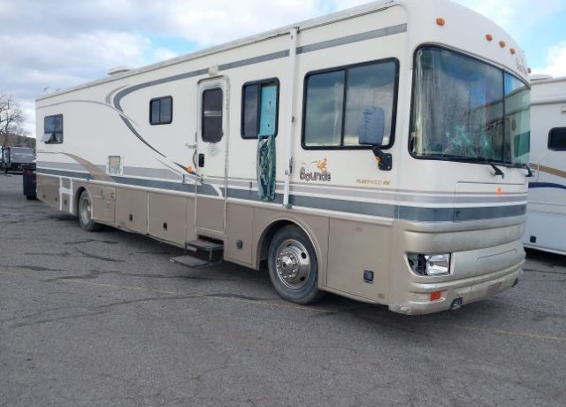 2001 FREIGHTLINER XC Chassis