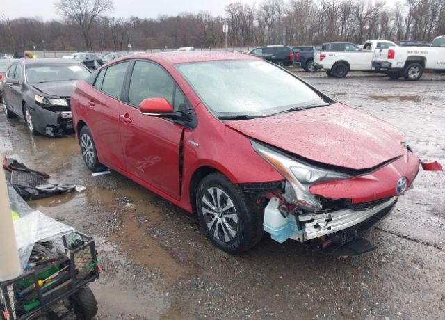 2016 TOYOTA PRIUS