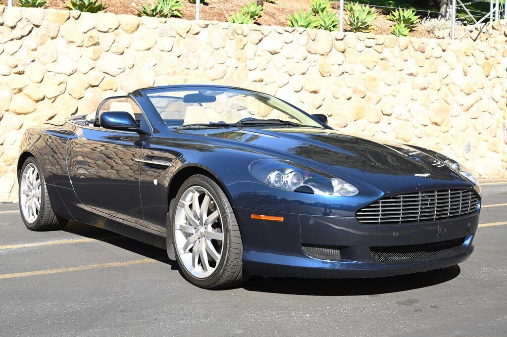 Aston Martin DB9